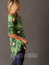 Load image into Gallery viewer, Agnes &amp; Dora™ XS Hi-Lo Tee Plumeria