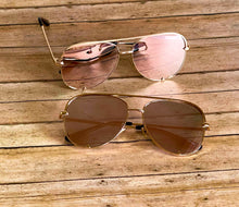 Load image into Gallery viewer, Aviator Sunglasses